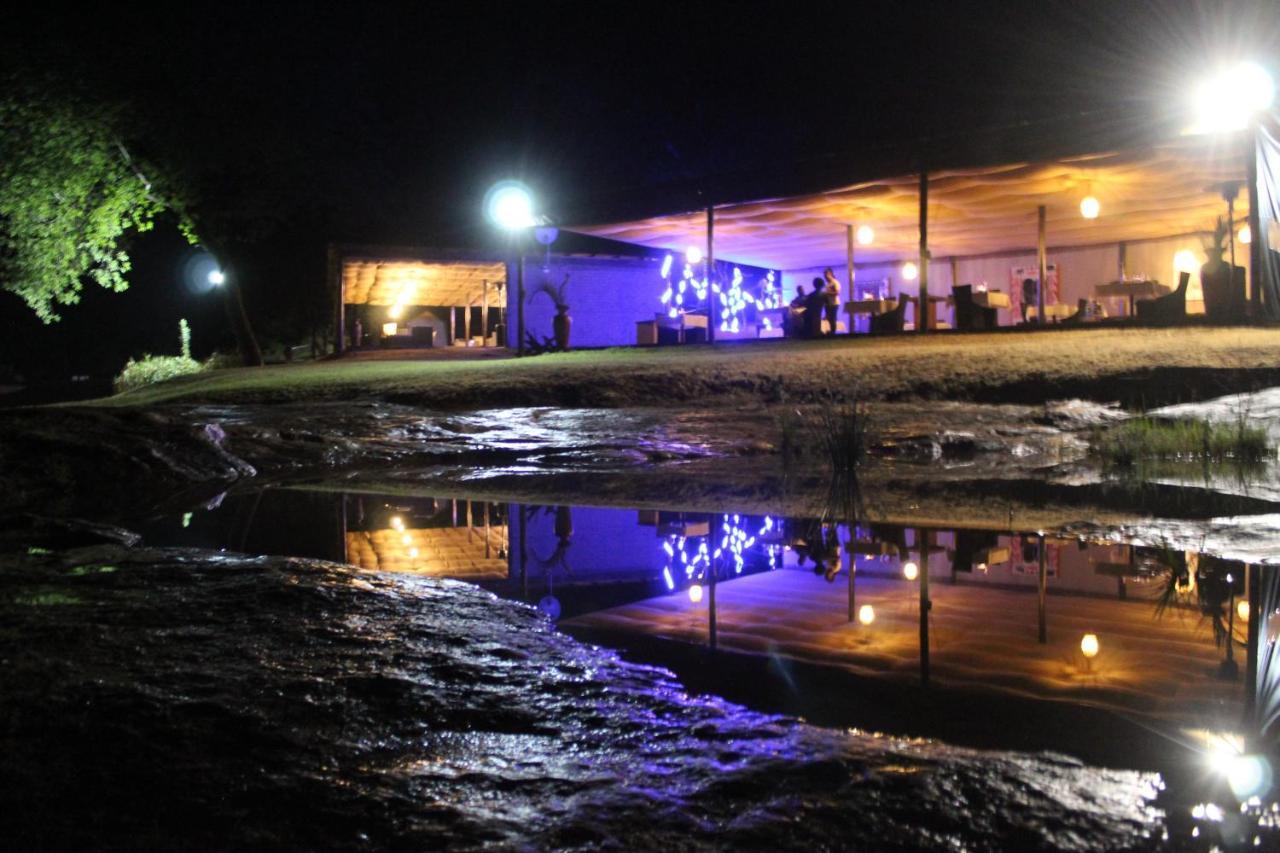 Lions Rock Rapids - Luxury Tented Camp Hazyview Exterior foto